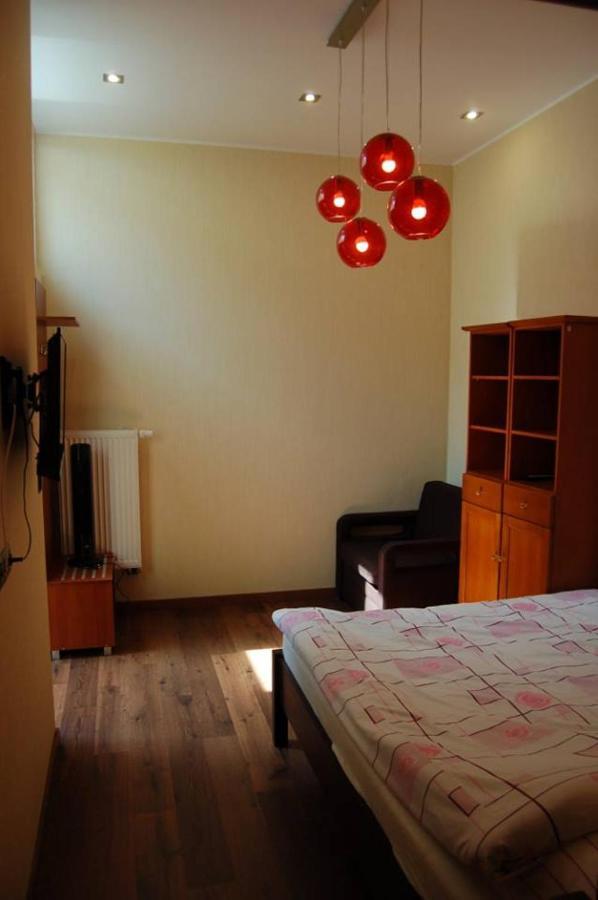 Dom Weselny ,, Anna" Hotel Warlubie Bagian luar foto